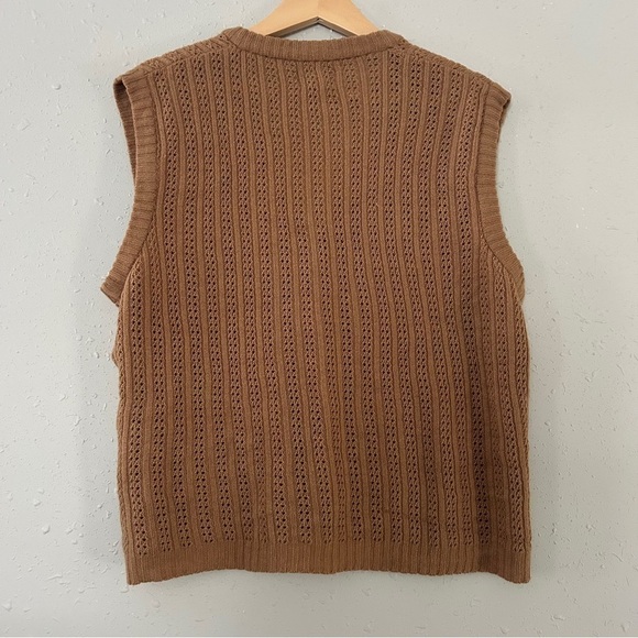 Wye Oaks Tan Brown Knit Sweater Vest Winter Neutral Casual 42 - Picture 3 of 3